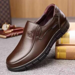 Non-slip Leather Loafers for Men Rubber Sole Fashion Design Lightweight & Breathable
